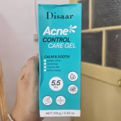 Gel facial para controlar y prevenir el acné