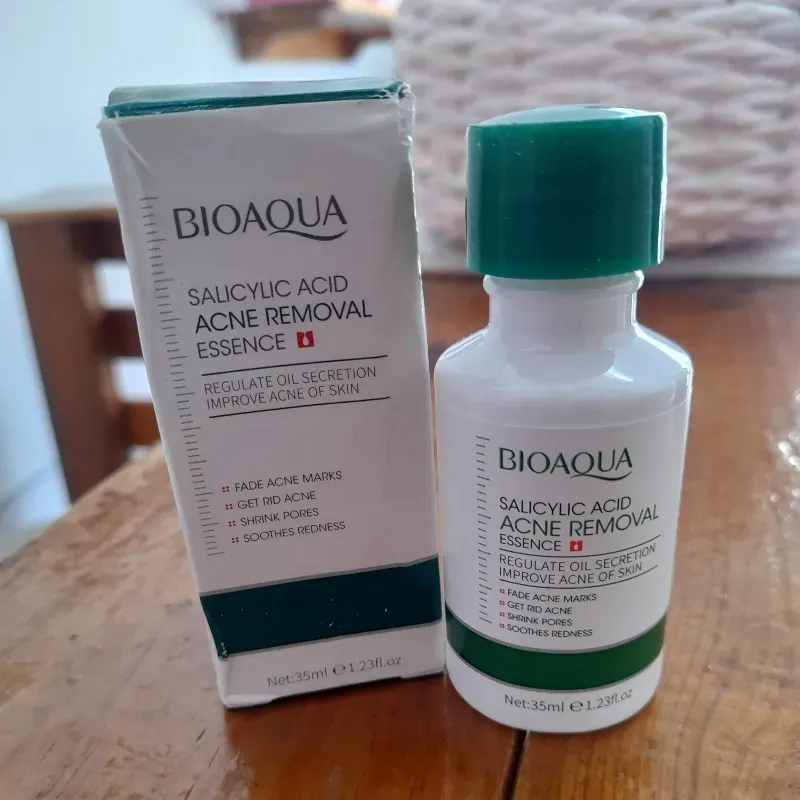 Esencia para eliminar el acné con ácido salicílico 