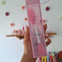 Espátula para mascarilla con  cepillo 