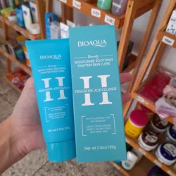 Limpiador facial de ácidos hialurónico