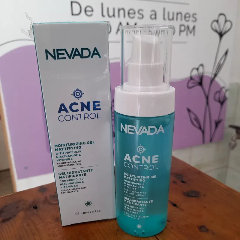 Gel hidratante matificante de día