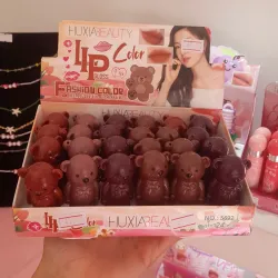 Lip gloss color mate