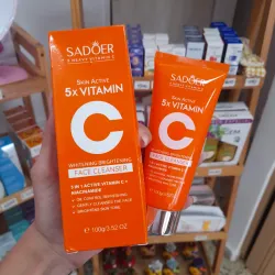 Limpiador facial 5 en 1 con vitamina C y niacinamida 