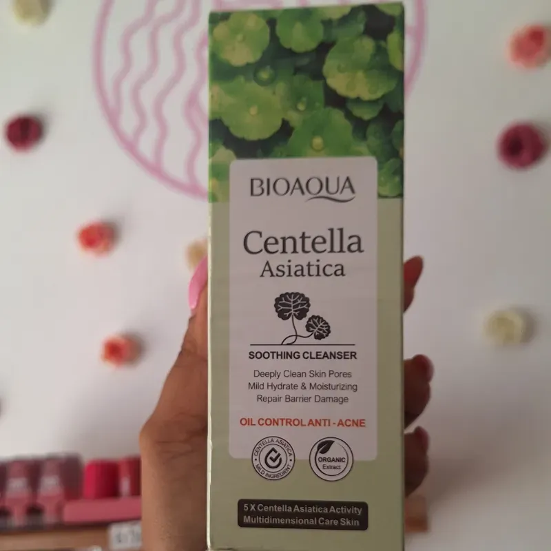 Limpiador facial con centella asiática 
