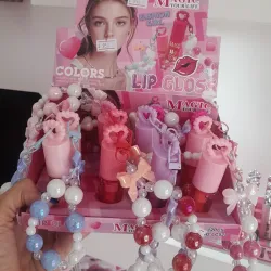 Lip gloss con llavero 