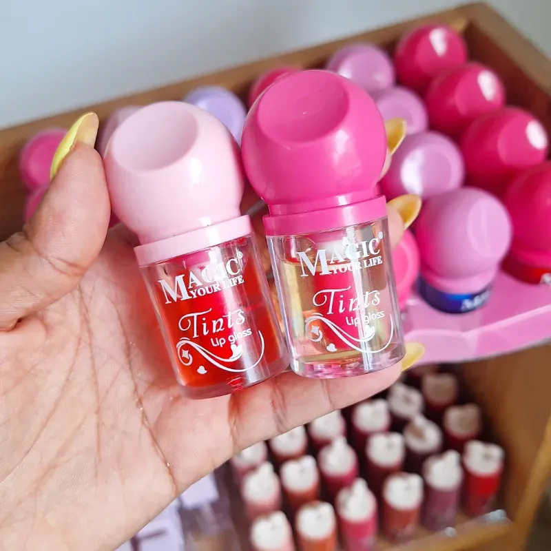 Lip  oil 