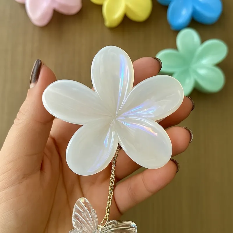 Pellizcos de flores con enganche