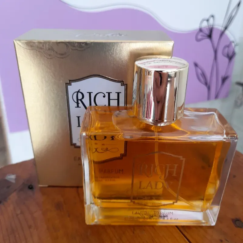 Perfume Rich Lady 