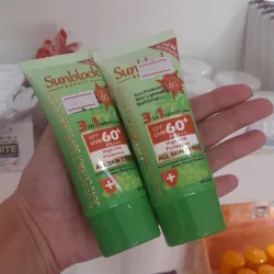 Protector solar con extracto de oliva