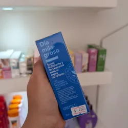 Suero hidratante y fortalecedor para el cuero cabelludo