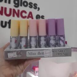 Lip oil