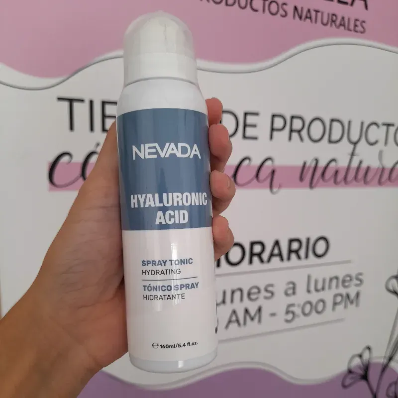 Tónico en spray con ácido hialurónico