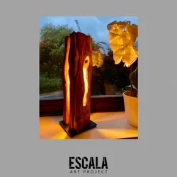 Lámpara de madera