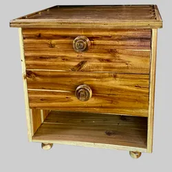 Mesa baja dos gavetas de madera