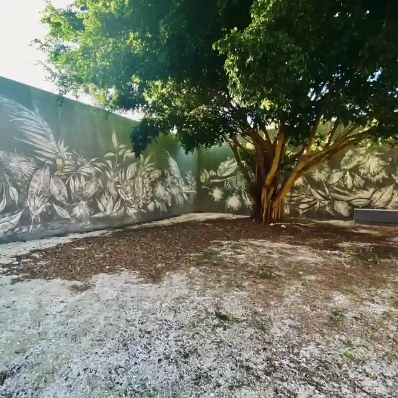 Mural en Plaza Flor de Sal