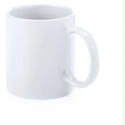 Taza de color blanco enteriza 