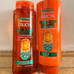 Juego de shampoo-acondicionador Garnier Fructis BORRADOR DE DAÑO CONTROL GRASA 650ml