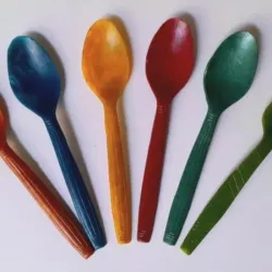 Cucharas desechables 