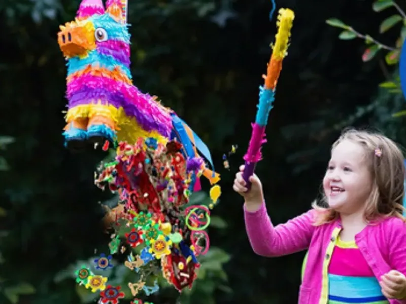 Piñatas 🎊