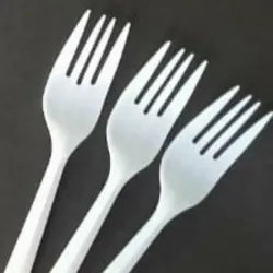 Tenedores desechables 