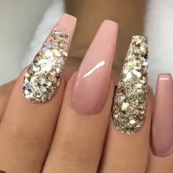 *Manicura con Poligel + pintura de gel 