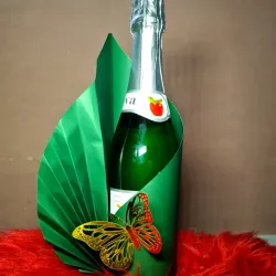Botella con envoltura de papel coreano 