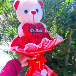 Ramo con peluche 🧸🌺