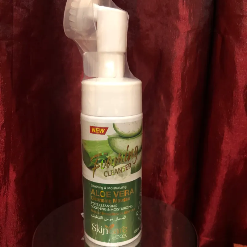 Limpiador facial de aloe vera con su masajeador 💚