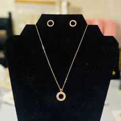 Set de cadenas y aretes ✨