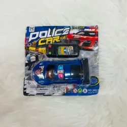 Carro de policía con mando