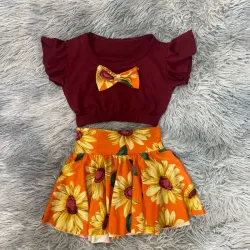 Conjunto de saya y blusa 