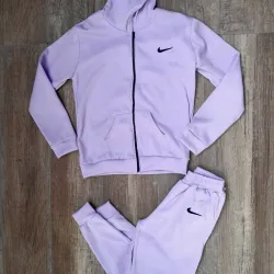 Conjunto de mono y abrigo 