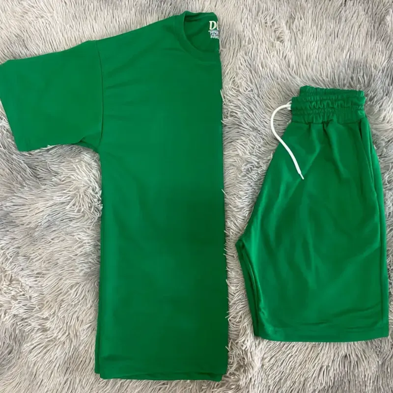 Conjunto de Pulover y short 