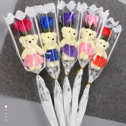Flores con oso 