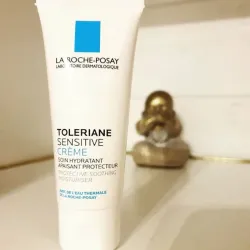  💧 La Roche-Posay Toleriane Sensitive Crème: La Hidratación que Calma 🤍