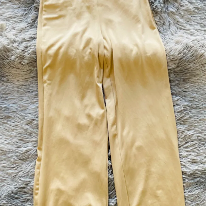 Mono elegante 