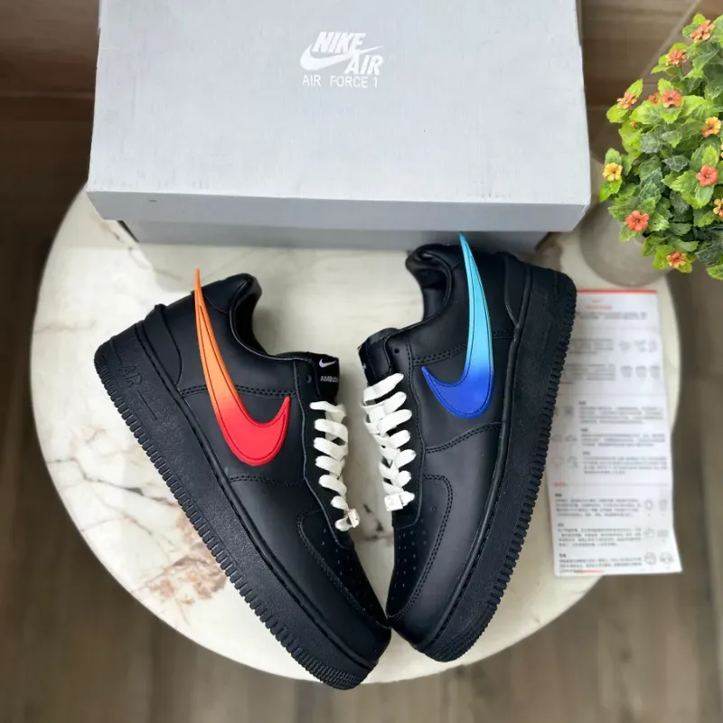 Nike 
