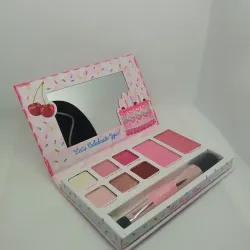 ​✨️🎂Paleta "Let’s Celebrate You!" – Dulzura y Color🎂✨️