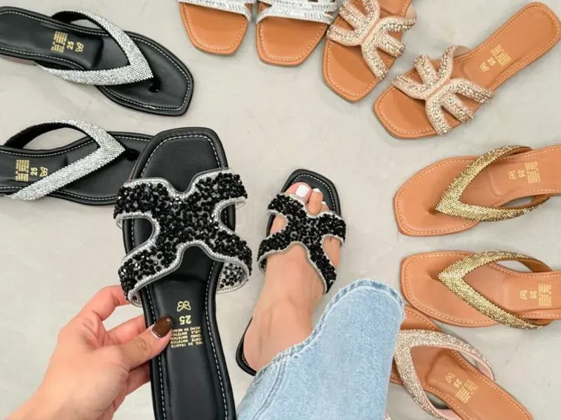 Sandalias y chancletas 👡🩴