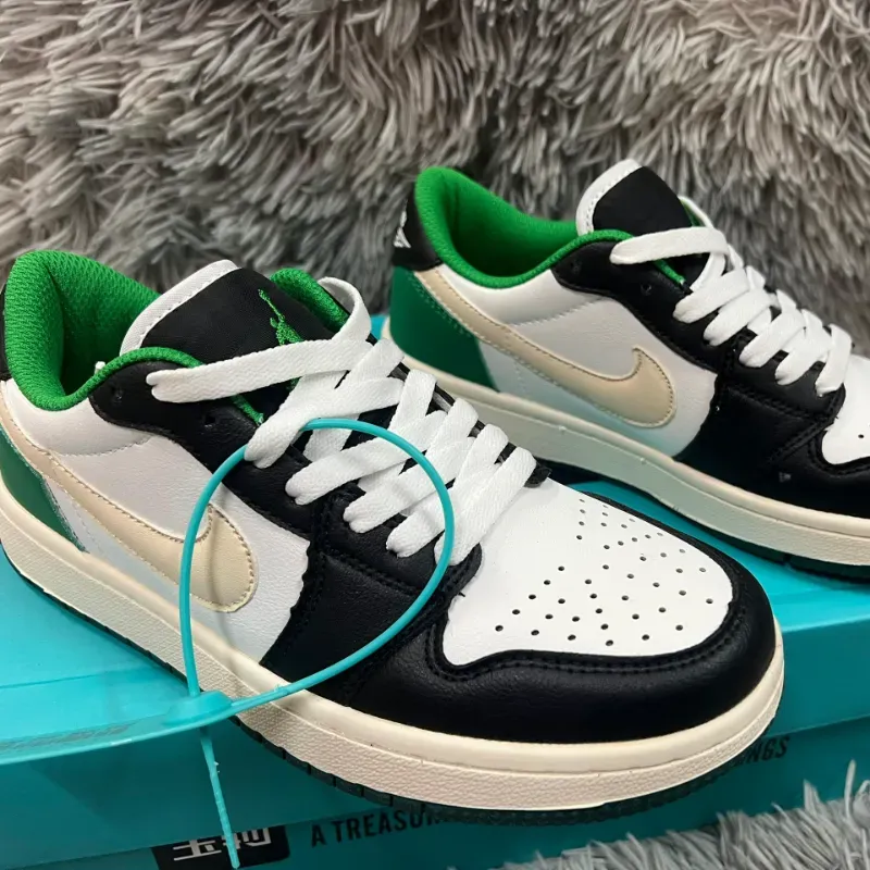 Tenis Nike 