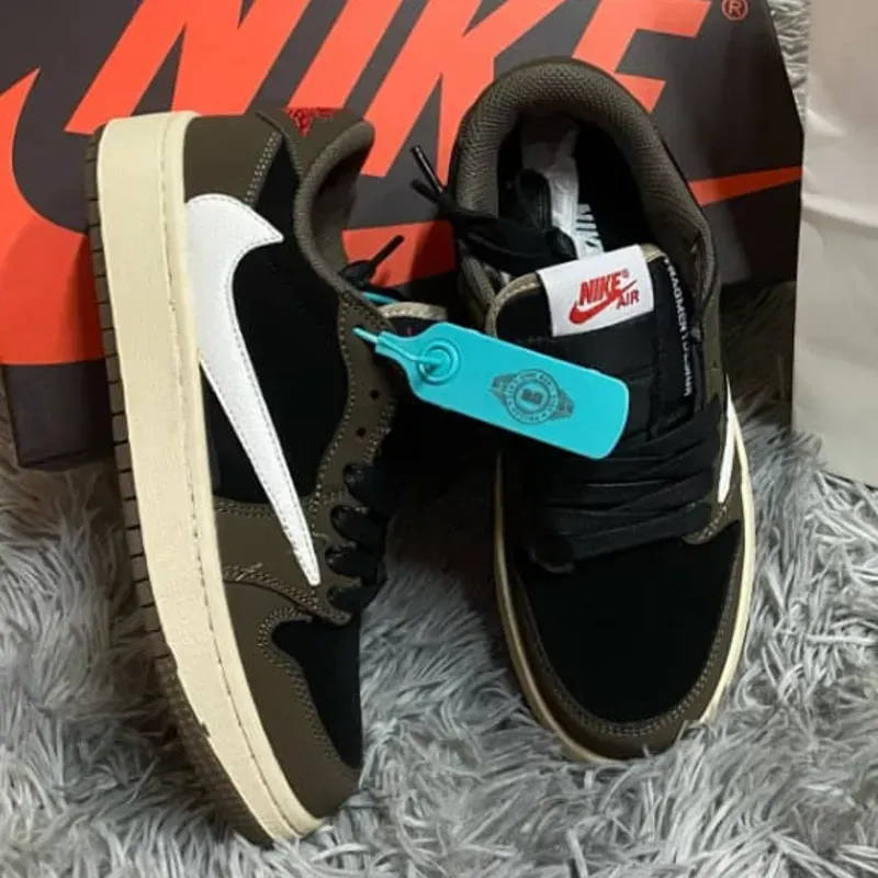 Tenis Nike 