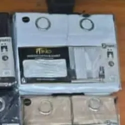 Cortina tapasol  con borlas [ blanca ]