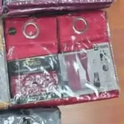 Cortina tapasol  con borlas [ rojo tomate ]