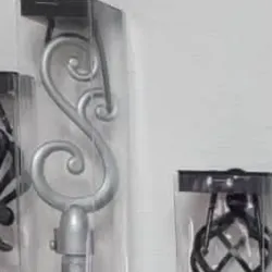 Cortinero metálico expandible  [2m]