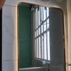 Espejo moderno con luz led [ 3 tonos]
