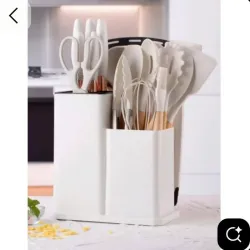 Juego de cucharones, cuchillos y tabla de picar