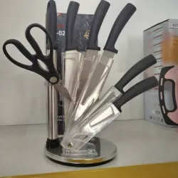 Juego de cuchillos con base giratoria 