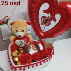 Caja con peluche san valentin