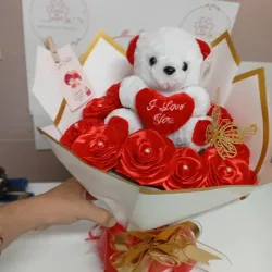 Ramo de flores con peluche