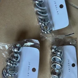 Aretes 